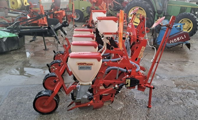  - FILIPPO CACCIA  * fc.tractors.